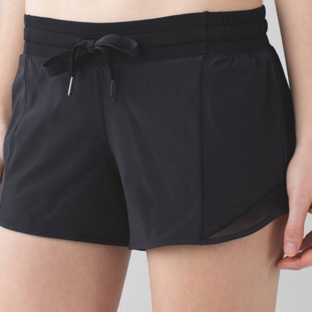 Lululemon hotty hot shorts 4”